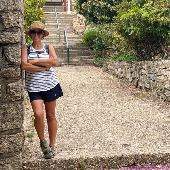 Meet your Posher, Lou - Picture 1 of 1